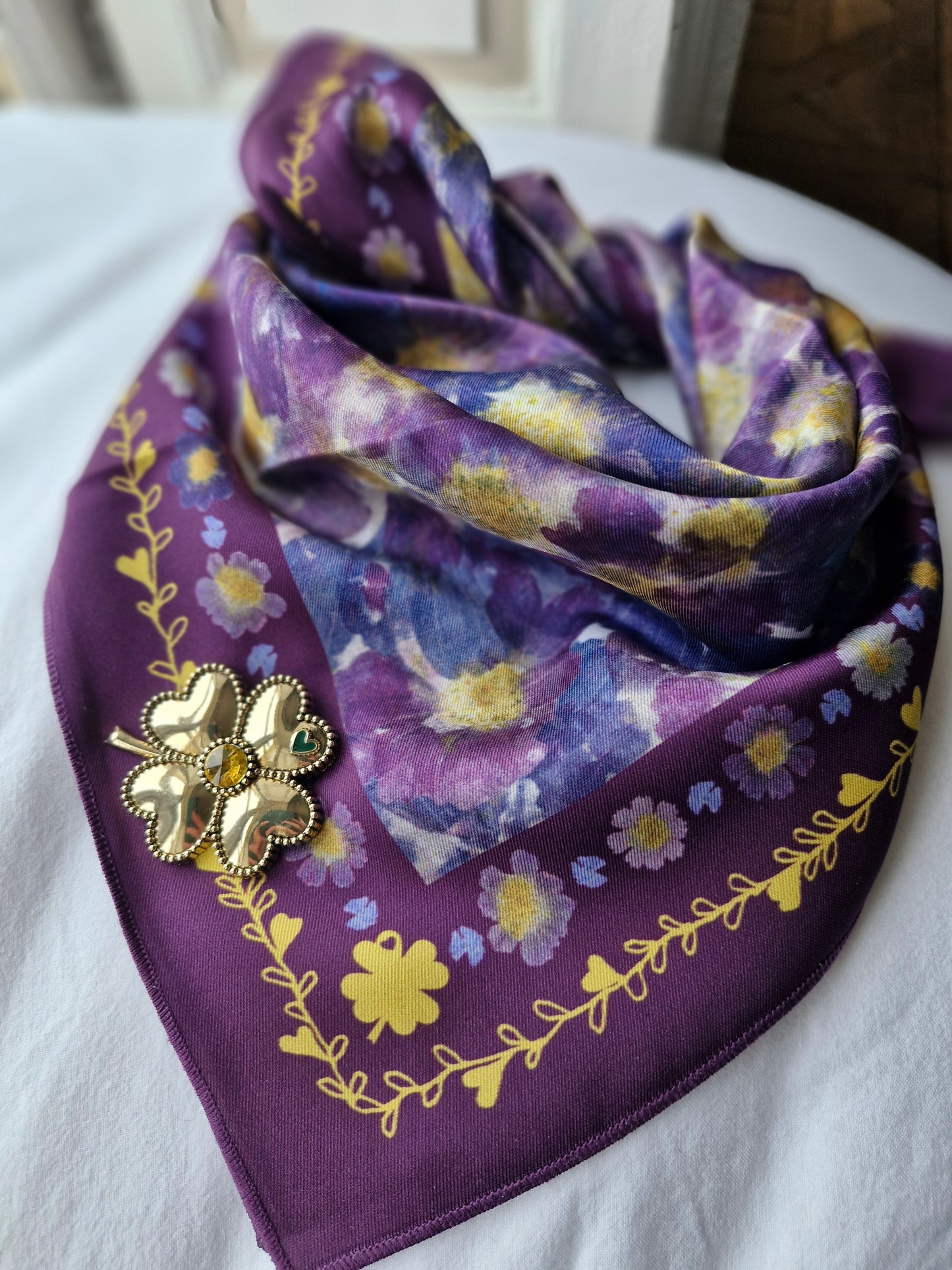 Carré Violette - Edition limitée Trèfle