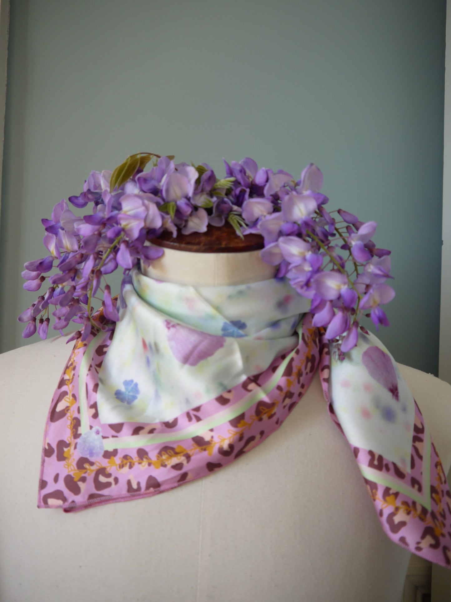 Carré "Jardin Pastel-Leopard"