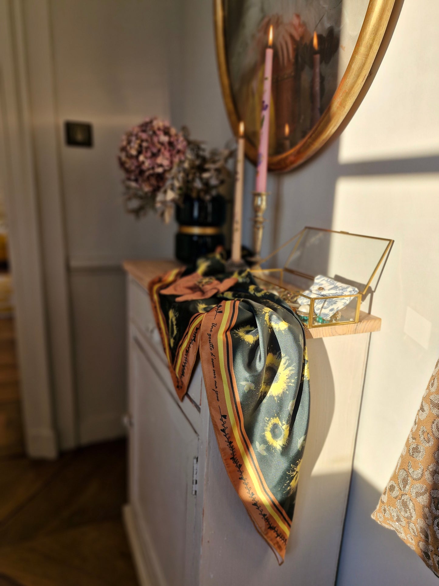 Carré Golden Bloom