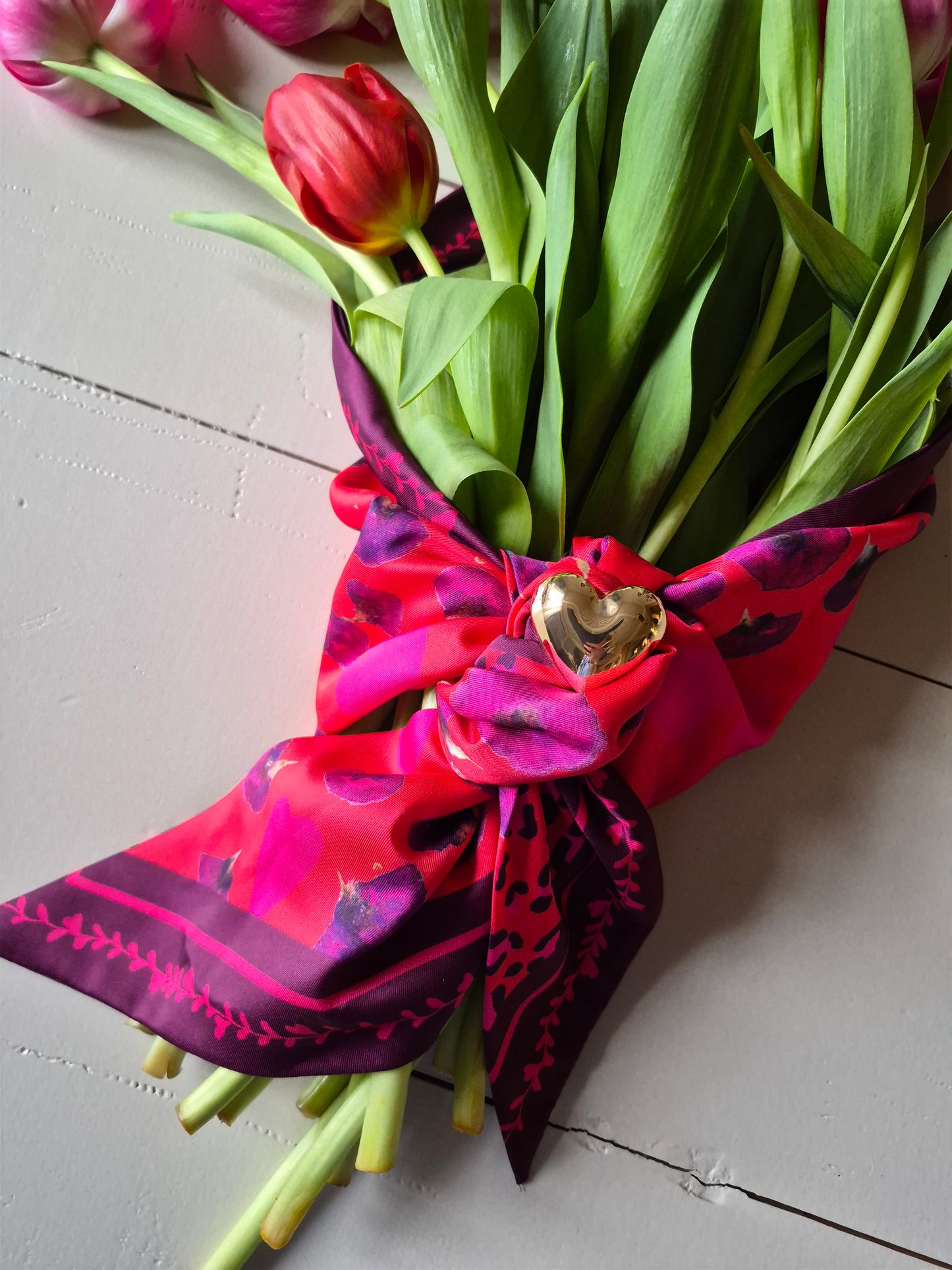 Triangle "Coquelicot coeur Cerise- Leopard " disponible sous 10jours